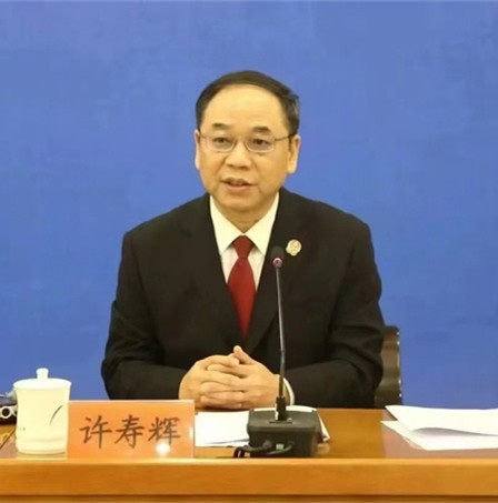許壽輝:做有溫度的法律人